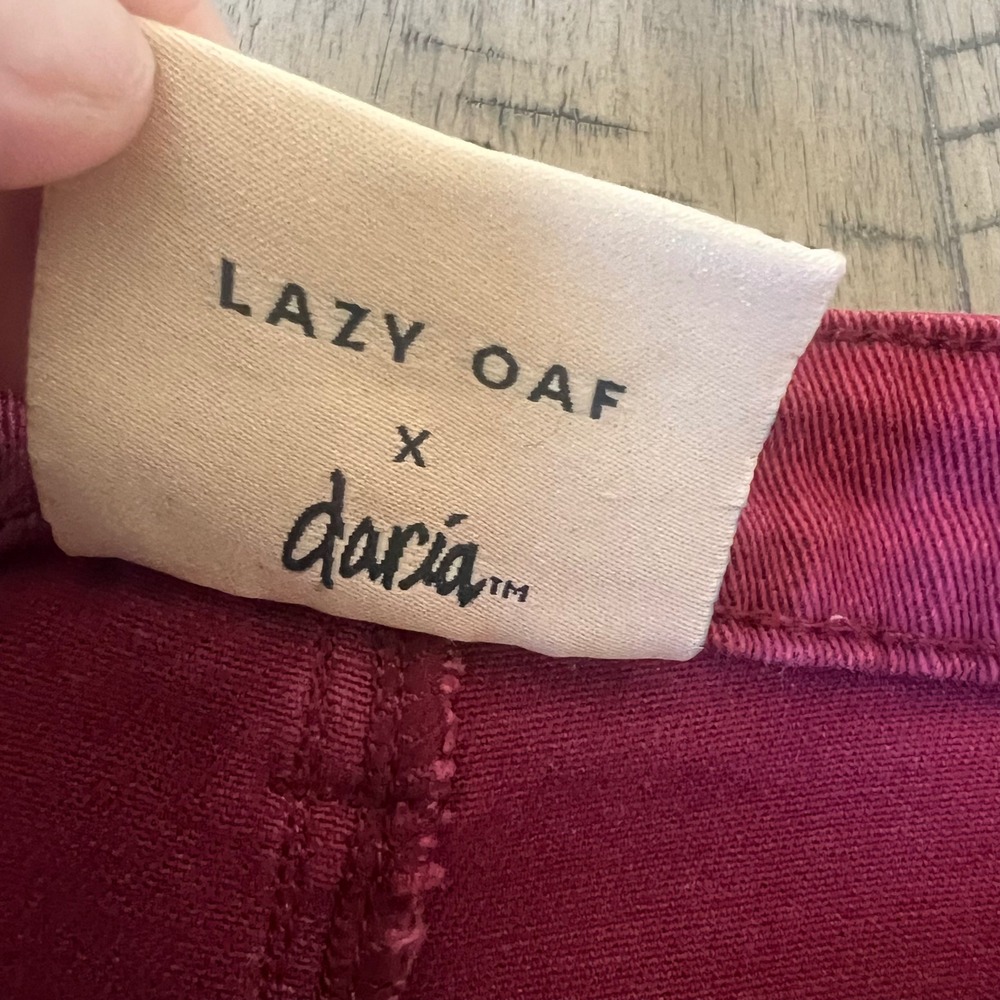 LAZY OAF x Daria I HATE EVERYBODY‎ Magenta Jeans Size 26 Cropped Raw Hem - Picture 4 of 9